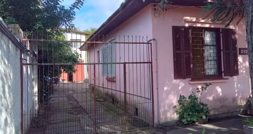 Casa com 2 quartos à venda na Rua Professor Joaquim Louzada, 203, Camaquã, Porto Alegre