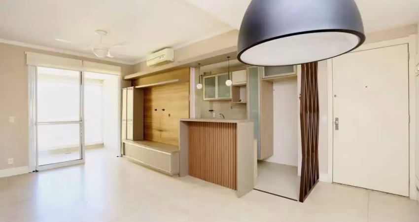 Apartamento com 2 quartos à venda na Avenida Grécia, 1000, Passo da Areia, Porto Alegre