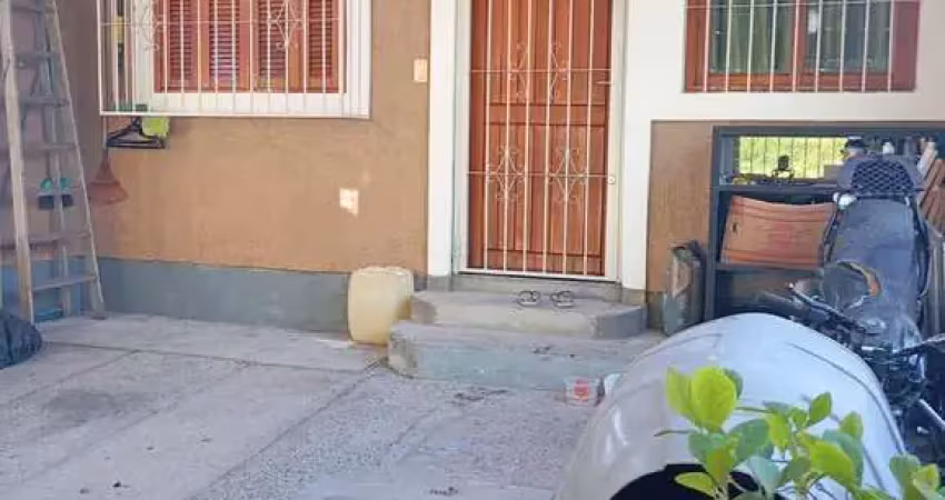 Casa com 2 quartos à venda na Rua do Schneider, 1084, Hípica, Porto Alegre