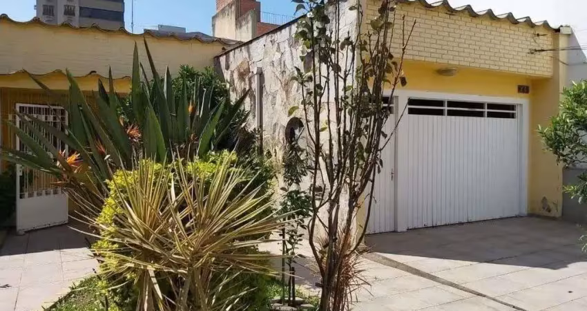Casa com 4 quartos à venda na Rua Líbero Badaró, 248, Passo da Areia, Porto Alegre