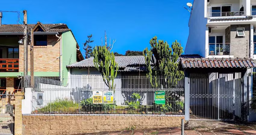 Casa com 3 quartos à venda na Rua Fernando Borba, 169, Ipanema, Porto Alegre