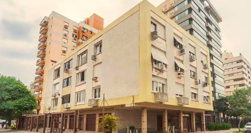 Apartamento de 3 quartos 1 vaga de garagem no bairro menino deus em porto alegre