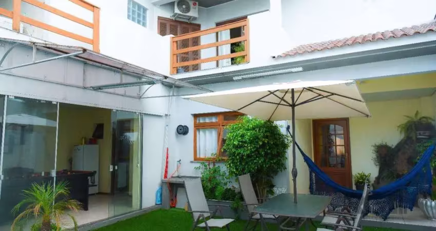 Casa 3 quartos mobiliada a venda próximo ao centro de canoas