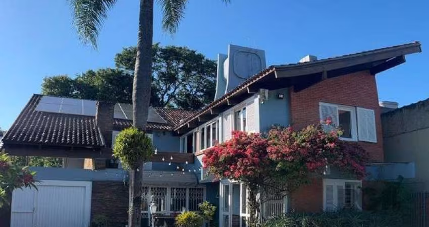 Casa com 4 quartos à venda na Rua Catumbi, 388, Medianeira, Porto Alegre