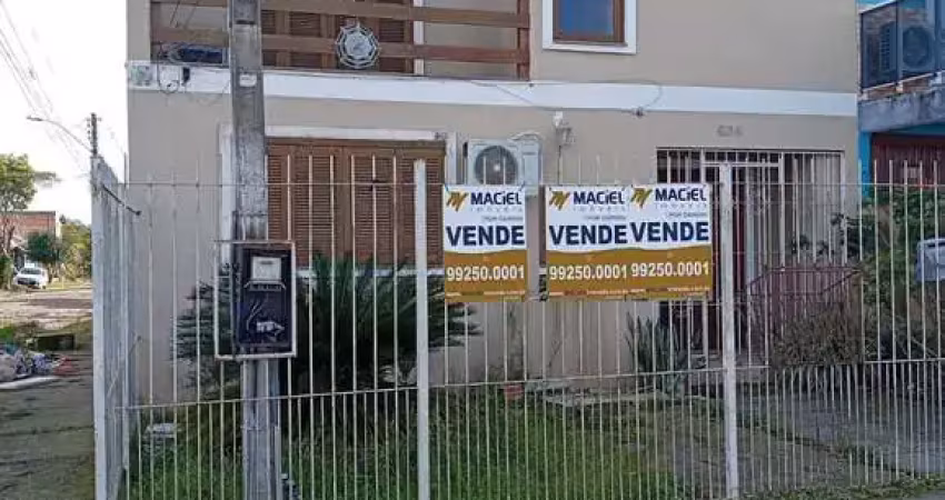 Casa com 4 quartos à venda na Rua Doutor Antonio Mazzaferro Neto, 626, Hípica, Porto Alegre