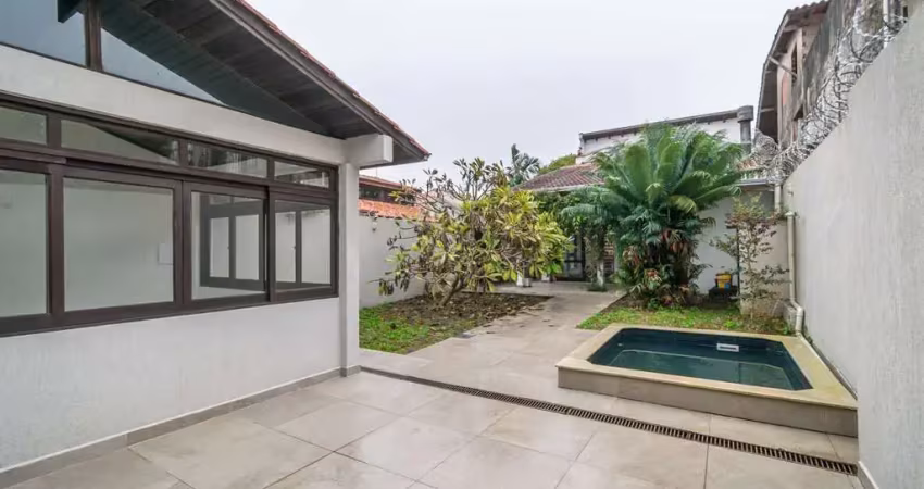 Casa sobrado no bairro cristal de 3 dormitórios e 3 vagas