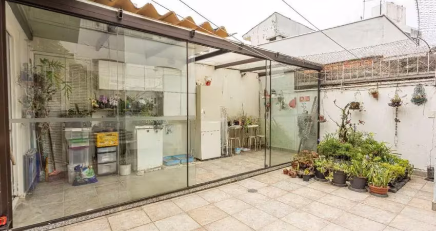 Vende-se cobertura com 3 quartos,(1 suíte) e 1 vaga – 167 m² – bom fim