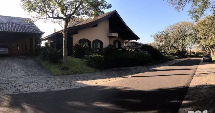 Casa em condomínio fechado com 3 quartos à venda na Avenida da Cavalhada, 5205, Cavalhada, Porto Alegre