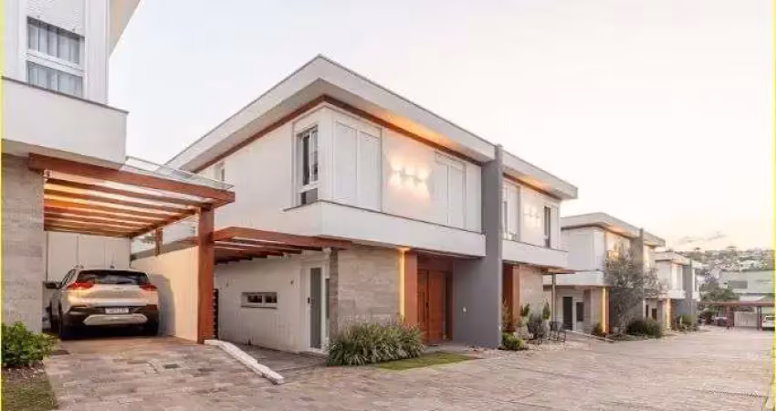 Casa em condomínio fechado com 3 quartos à venda na Avenida Clemenciano Barnasque, 120, Teresópolis, Porto Alegre