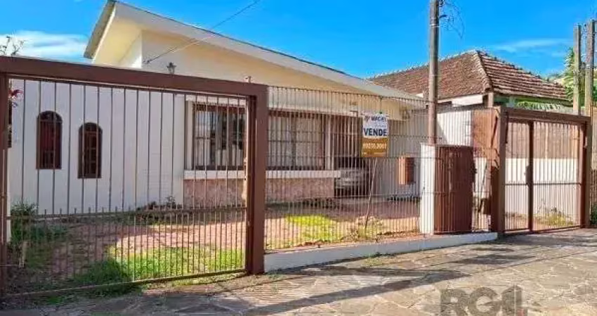 Casa em porto alegre, no bairro ipanema, com 4 dormitório(s), e 4 banheiros, à venda.