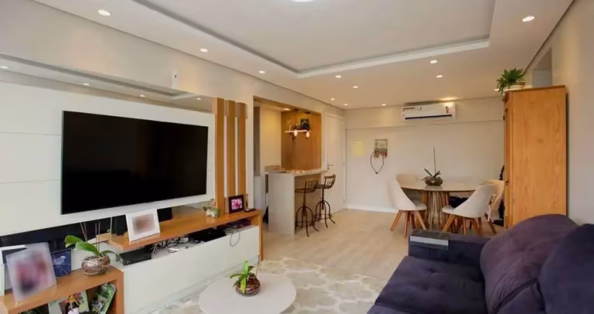 Apartamento com 7 quartos à venda na Rua Coronel Aristides, 160, Camaquã, Porto Alegre
