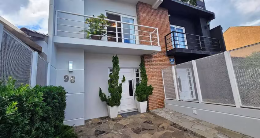 Casa com 3 quartos à venda na Rua Hilário Gonçalves Pinha, 98, Hípica, Porto Alegre