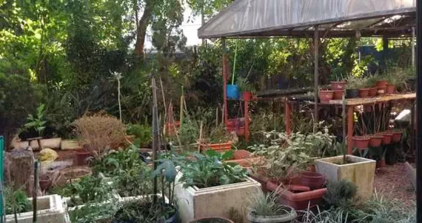 Predio para venda - 291m², 3 dormitórios, sendo 2 suites, 1 vaga - partenon