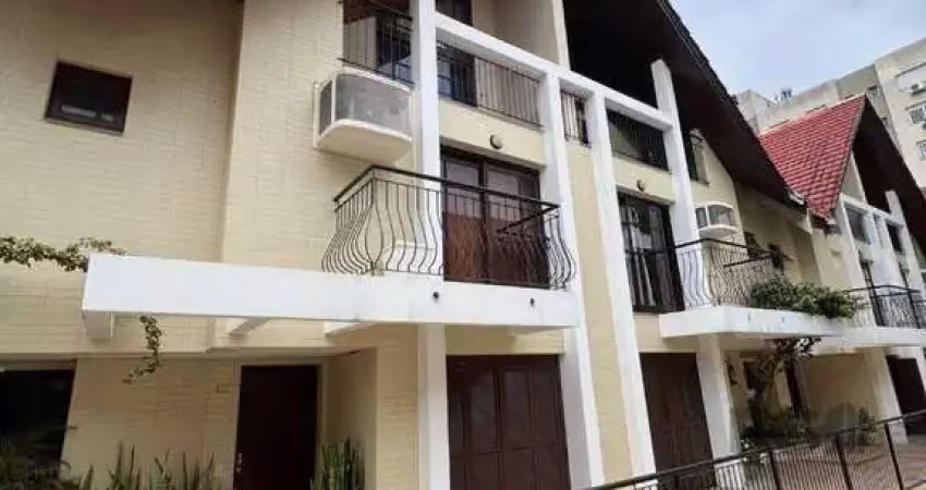 Casa em condomínio fechado com 5 quartos à venda na Rua Doutor Dias de Carvalho, 325, Tristeza, Porto Alegre
