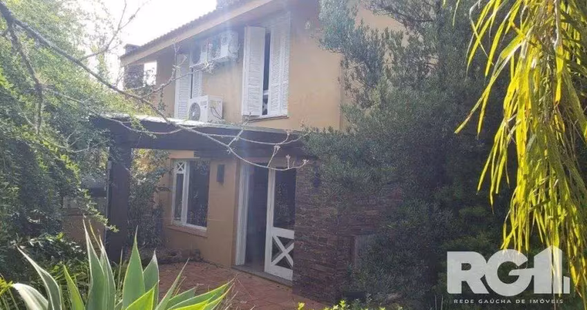 Casa em condomínio fechado com 3 quartos à venda na Rua Professor Carlos de Paula Couto, 500, Cavalhada, Porto Alegre