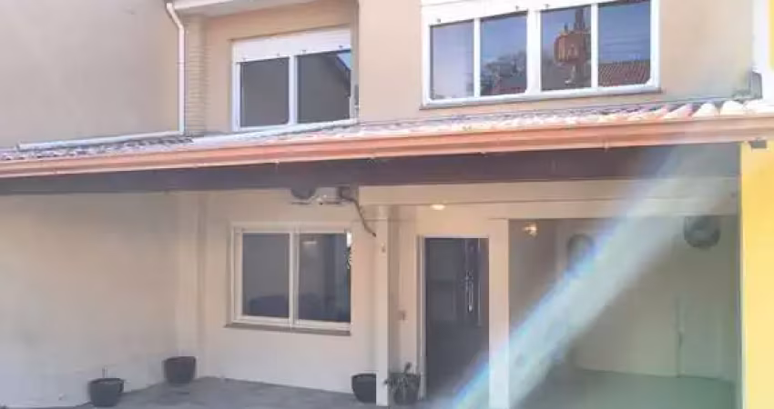 Casa 3 dorm com suite em condominio, infra completa a 5 mim do bourbon ipiranga