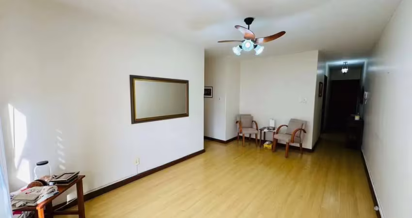 Exelente apartamento 02 dormitorios  com 91 m e vaga de garagem
