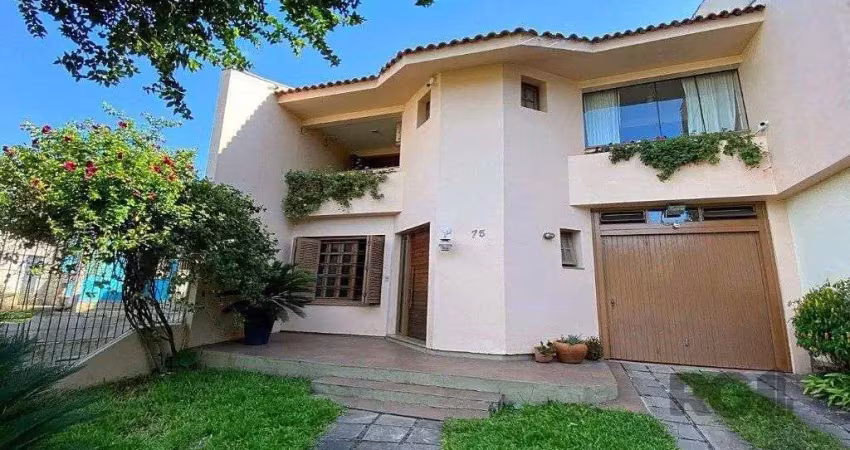 Casa - 4 dorms. -  3 vagas - 254,79 m² - santa tereza