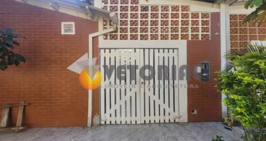 CASA NO CAPRICÓRNIO  COM 3 DORMITÓRIOS