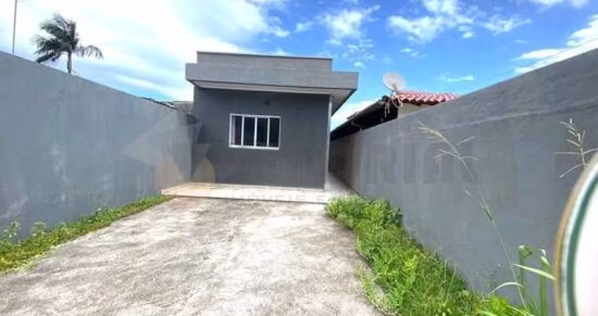 Casa com 2 dormitórios à venda no Capricornio.