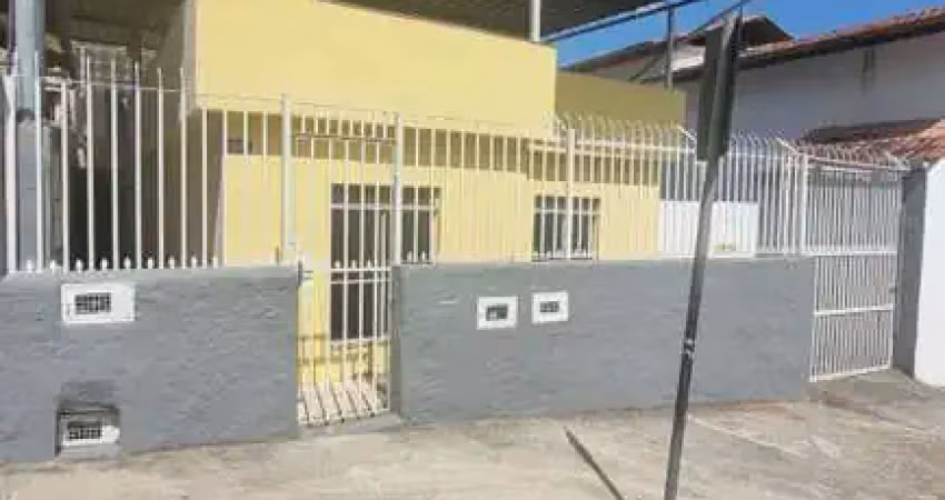 Casa para locação em juiz de fora, nossa senhora aparecida, 2 dormitórios, 2 banheiros