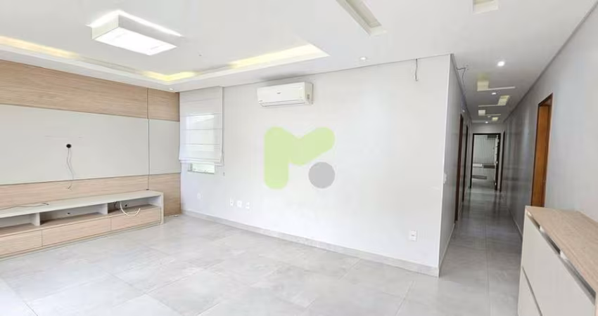 Casa à venda, 3 quartos, 3 suítes, 2 vagas, Vale dos Cristais - Macaé/RJ