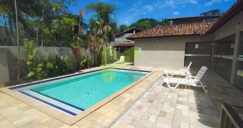 Casa residencial com 3 quartos, piscina e 3 vagas em granja dos cavaleiros, macaé