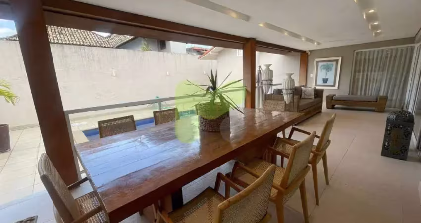 Casa à venda, 4 quartos, 4 suítes, 3 vagas, Cancela Preta - Macaé/RJ