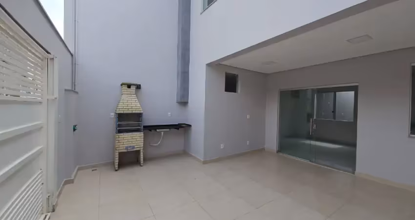 Excelente casa duplex, no bairro recanto, no município de  ipatinga