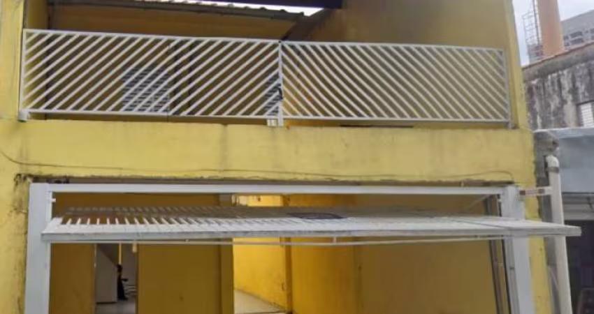 Excelente Sobrado á 350 metros do Metrô Carrão