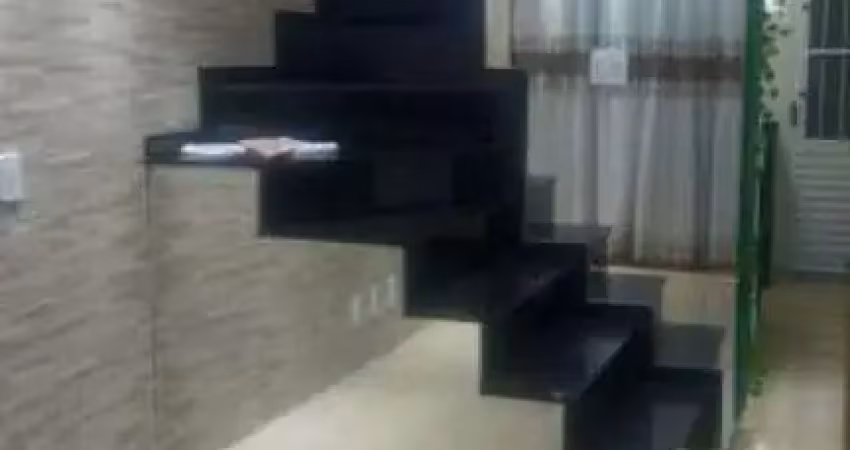 Casa em condomínio fechado com 2 quartos à venda na Rua Santa Adelaide, 10, Jardim Santa Etelvina, São Paulo