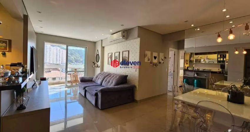 Apartamento à Venda, 02 Dormitórios, em ótima localização, no Marapé, Santos-SP