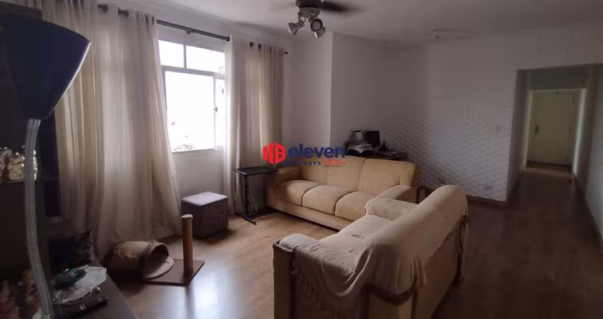 Apartamento Frente 2 Dormitórios à venda no Embare