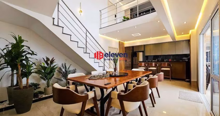 Sofisticado Apartamento Duplex Mobiliado com Vista Mar no Centro de São Vicente-SP