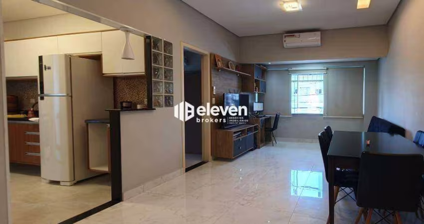 Apartamento Recém Reformado ! bairro Embaré