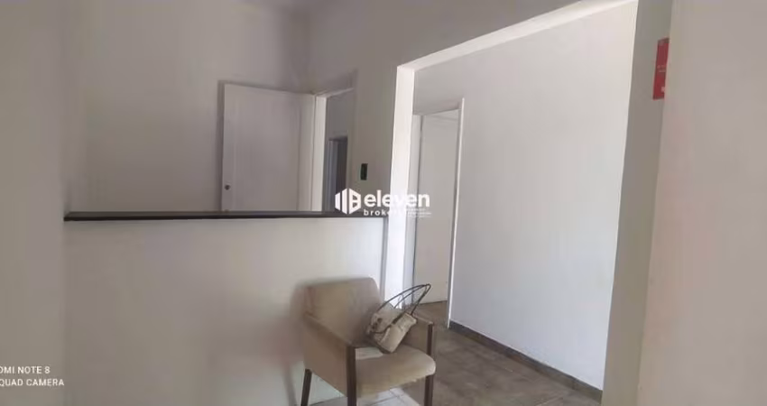 Excelente Casa para Locação Comercial no Boqueirão - Santos. Espaço Amplo e Ótima Localização!