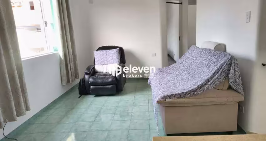 Casa em Vila 02 dormitórios