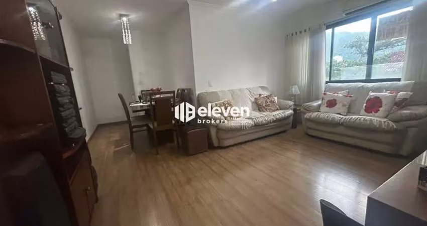 Apartamento amplo no marapé – 3 dormitórios, 1 suíte, vaga demarcada e próximo ao canal 1