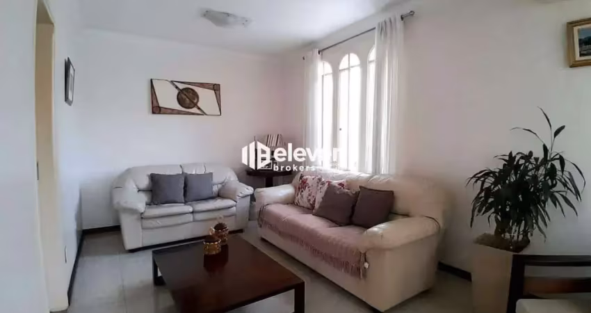 Sobrado à venda no boqueirão com quintal e solarium