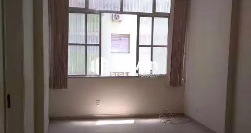 Apartamento reformado e semimobiliado – 2 dormitórios – aparecida, santos/sp