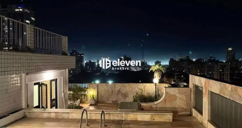 Cobertura clássica e exclusiva com vista livre na ponta da praia – aceita permuta!