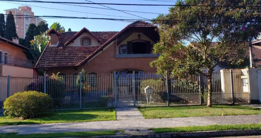 Casa com 4 dormitórios à venda, 400 m² por R$ 2.670.000,00 - Jardim Apolo - São José dos Campos/SP