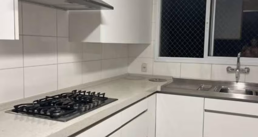 Apartamento com 4 dormitórios na Vila Adyana!