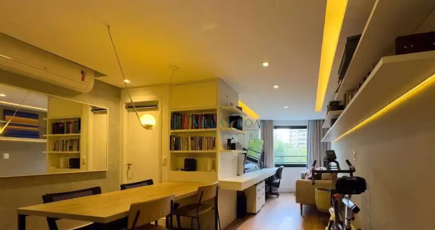 Apartamento reformado para venda em frente à praça do aquarius