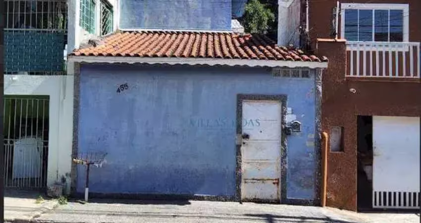 Casa ampla com 3 pavimentos à venda ou locação no jardim ismênia!!