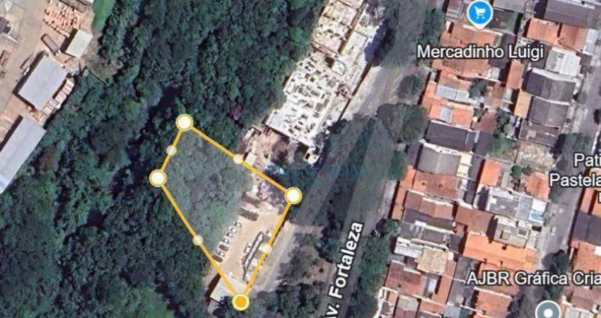 Excelente terreno à venda no parque industrial, com 1.906 m² de área total e documentação totalmente regularizada.