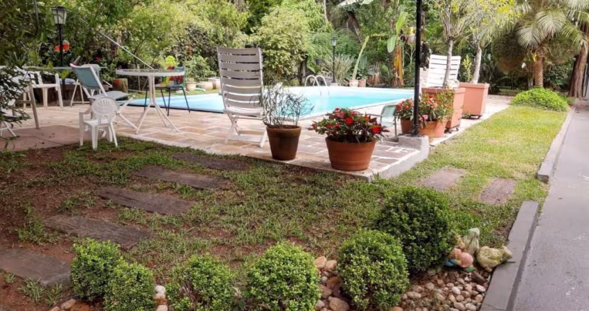 Casa com 3 dormitórios à venda, 97 m² por R$ 1.600.000,00 - Chácaras São José - São José dos Campos/SP
