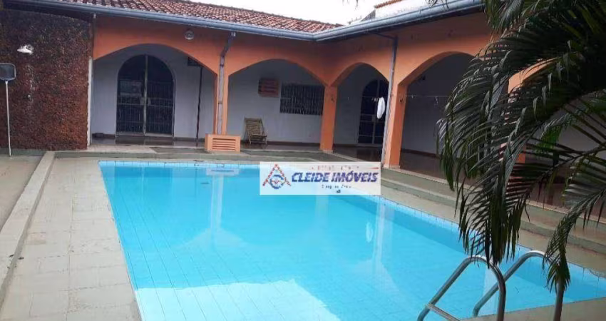 Casa Térrea com terreno de 1440,00 metros quadrados e 545,54 de área construída, Bairro Shangri-la , Cuiabá-MT