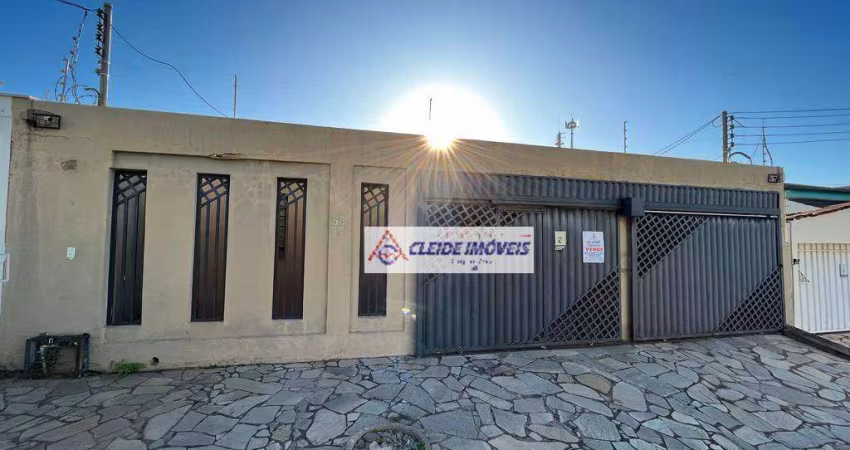 Casa com 4 dormitórios à venda, 321 m² por R$ 950.000,00 - Jardim das Américas - Cuiabá/MT