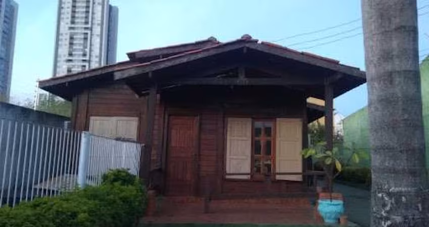 Casa com 3 dormitórios à venda, 648 m² por R$ 1.300.000,00 - Jardim Cuiabá - Cuiabá/MT